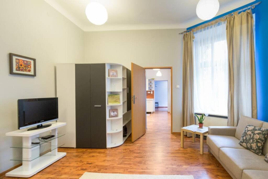 The Quiet Blue Home In The City Center! Cracovia Exterior foto
