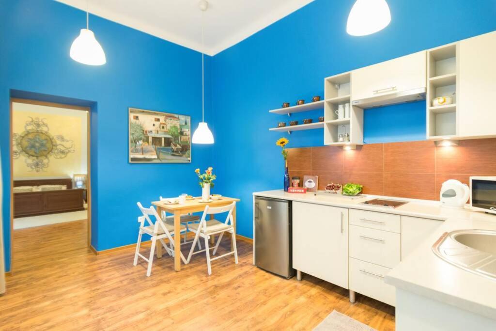 The Quiet Blue Home In The City Center! Cracovia Exterior foto